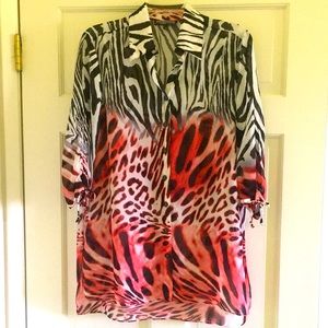 Mishca women’s L bright animal print blouse